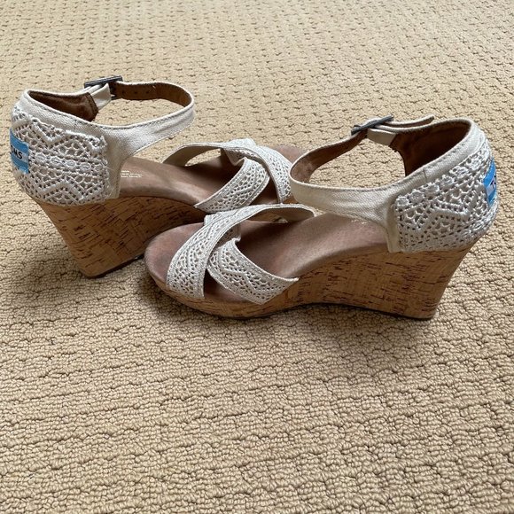 Toms Shoes - TOMS Sierra White Lace Cork Sandal 8